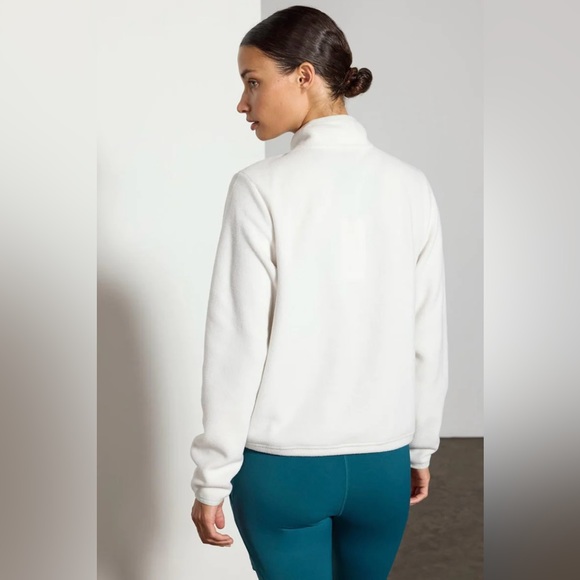 mpg Mission Half Zip with secured kanga pocket. Medium. NWT! - Picture 3 of 9